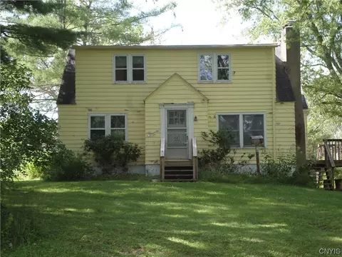 205 Upper Creek Rd, Freeville, NY 13068