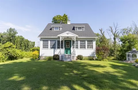 380 Lakeside Rd, Geddes, NY 13209