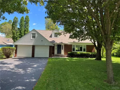 303 Mott Rd, Fayetteville, NY 13066