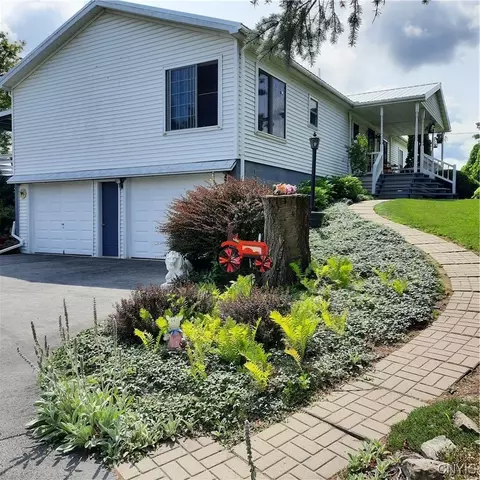 132 S Court St, Lenox, NY 13032