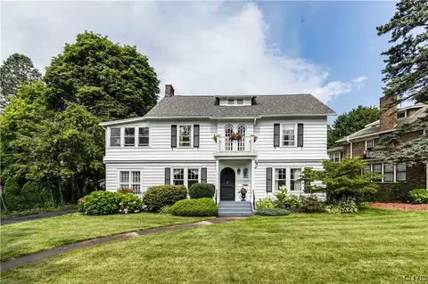 101 Hampshire Rd, Syracuse, NY 13203
