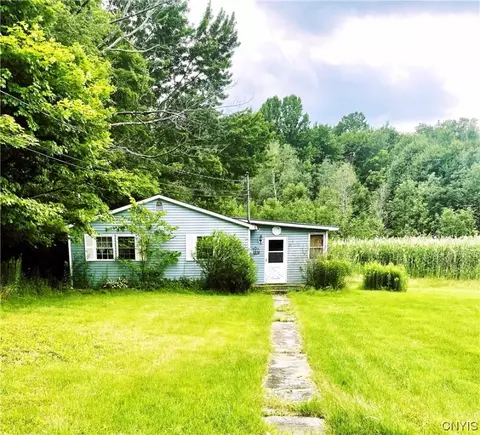 3783 State Route 49, Central Square, NY 13036