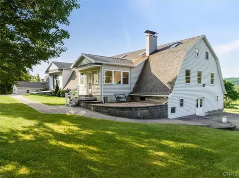 396 Old State Rd, Poland, NY 13431