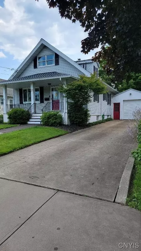 510 Coventry Ave, Utica, NY 13502