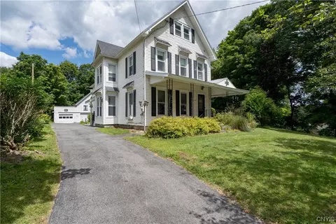 6847 Mcalpine St, Lyons Falls, NY 13368