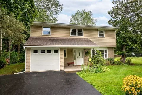 79 Brown St, Lysander, NY 13027