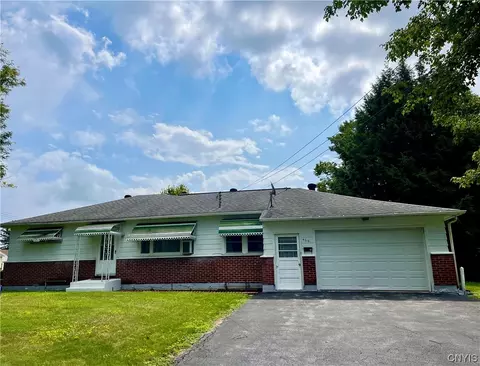 466 Van Ellis Rd, Utica, NY 13502