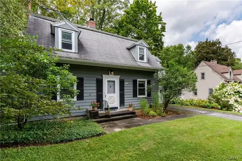 120 Huntleigh Ave, Fayetteville, NY 13066