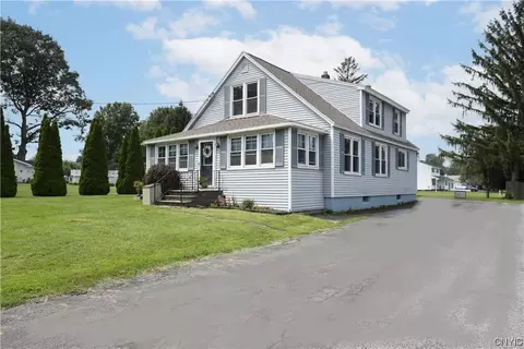 308 Beach Rd, Geddes, NY 13209