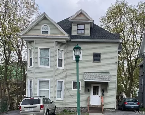 217 E Main St, Watertown, NY 13601