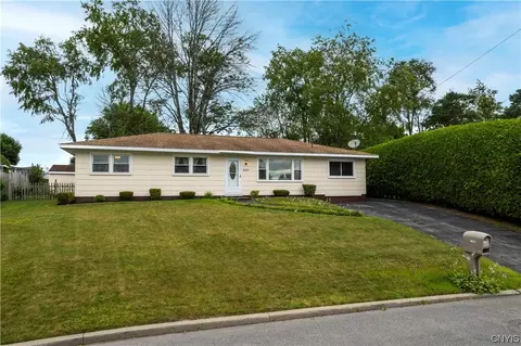 6621 Seville Dr, Rome, NY 13440