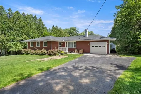 6923 Norton Ave, Clinton, NY 13323