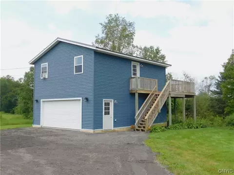 7365 Railroad St, Marcy, NY 13403