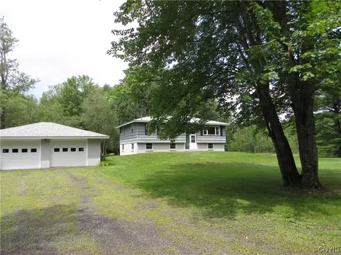 7881 Halpin Rd, Rome, NY 13440