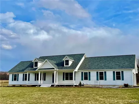 2526 Fenner Rd, Cazenovia, NY 13035