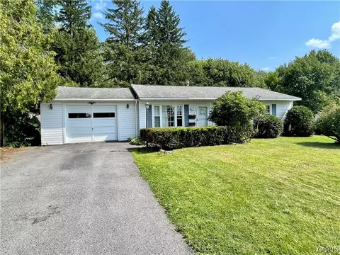 438 Briarcliff Ave, Utica, NY 13502