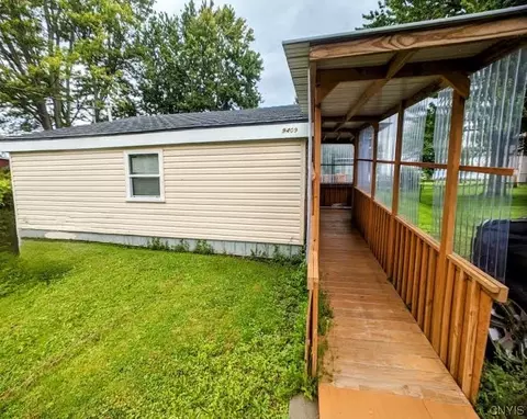 9409 Woods Rd, Sullivan, NY 13030