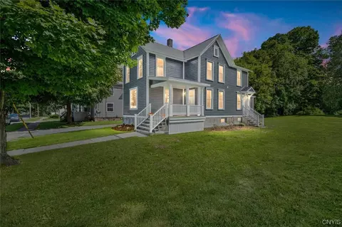 342 N Lake St, Oneida, NY 13421