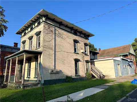 1011 State St, Utica, NY 13502