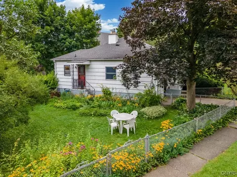 100 Park St, Ithaca, NY 14850