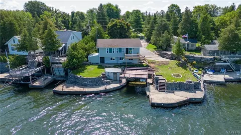 11749 Quarry Ln, Lyme, NY 13622