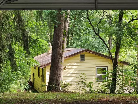 155 Poole Rd, Ithaca-town, NY 14850 photo 4