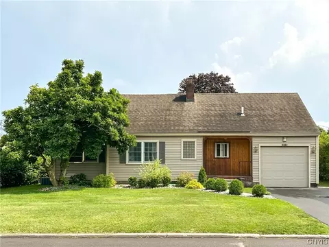 2651 Glenwood Rd, Utica, NY 13501