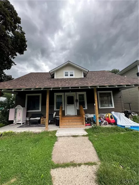 251 S 6th St, Fulton, NY 13069