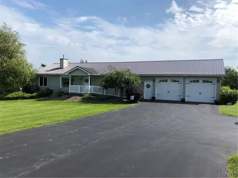 3678 Rouse Rd, Onondaga, NY 13110