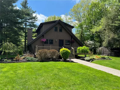 22167 Riverbend Dr E, Le Ray, NY 13601
