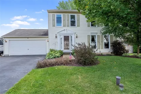 5113 Old Barn Rd, Clay, NY 13041