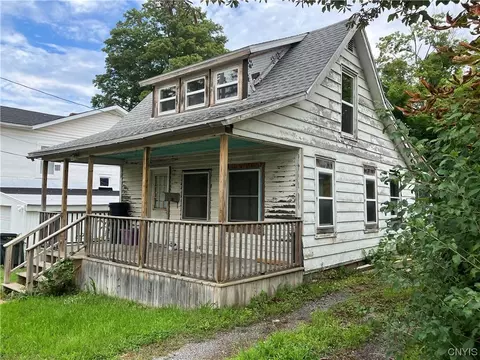 95 Walton St, Alexandria, NY 13607
