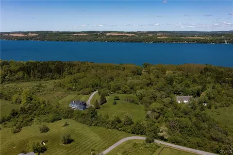 4735 Amerman Rd, Niles, NY 13152