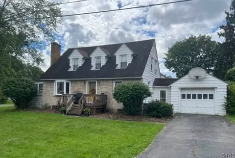 300 Bronson Rd, Geddes, NY 13219