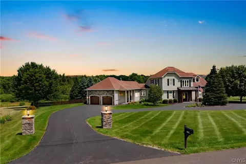 3124 County Line Rd, Skaneateles, NY 13152