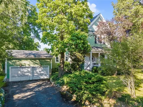 5072 Onondaga Rd, Onondaga, NY 13215