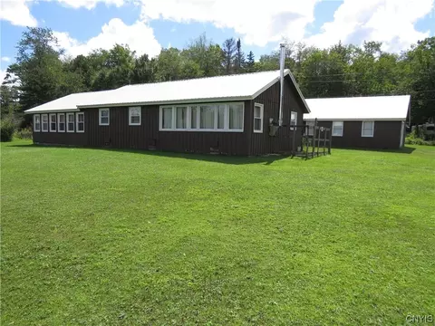 107 Spruce Lake Rd, Salisbury, NY 13365