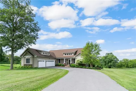 3933 Aquinnah, Marcellus, NY 13108