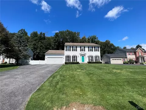 6125 Ketch Dr, Cicero, NY 13039