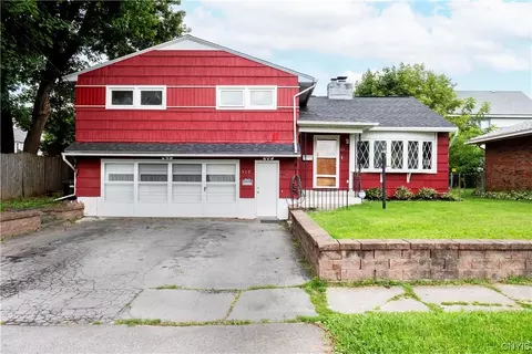 317 Sunnycrest Rd, Syracuse, NY 13206
