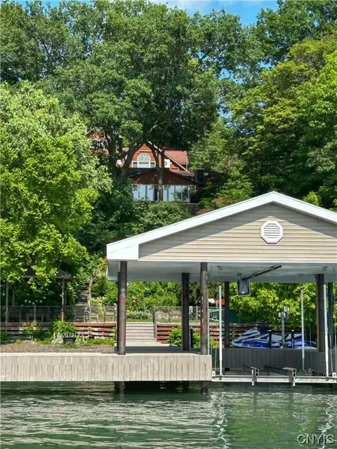 509 Powers N Rd, King Ferry, NY 13081