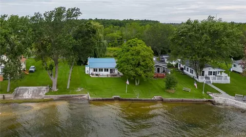 10788 Duck Harbor Rd, Lyme, NY 13622