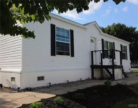 1275 State Route 5 Rd, Elbridge, NY 13060