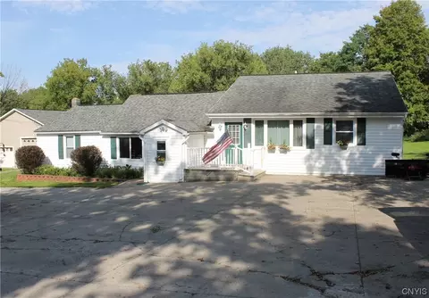 4712 Beef St, Onondaga, NY 13215