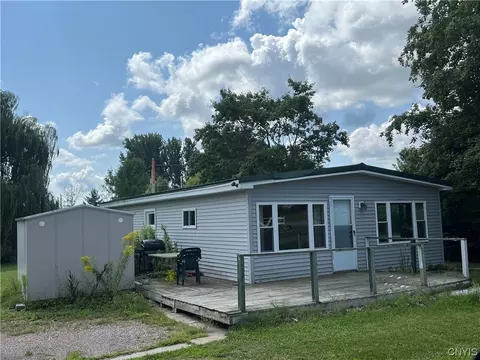 17110 Barton Ln, Clayton, NY 13624