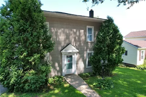 2898 E Main St, Parish, NY 13131