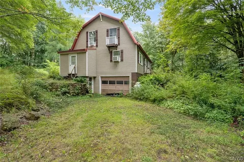 96 Meirs Rd, Williamstown, NY 13493