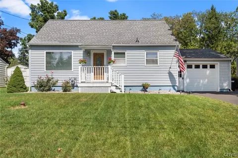 109 Mary St, North Syracuse, NY 13212