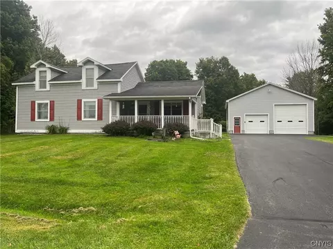 2969 Whitelaw Rd W, Lenox, NY 13032