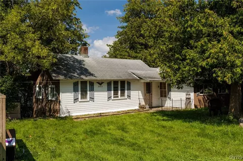 35373 Old Co Route 7, Cape Vincent, NY 13618